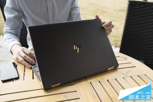 优雅的创作者助手 惠普Spectre x360 15评测