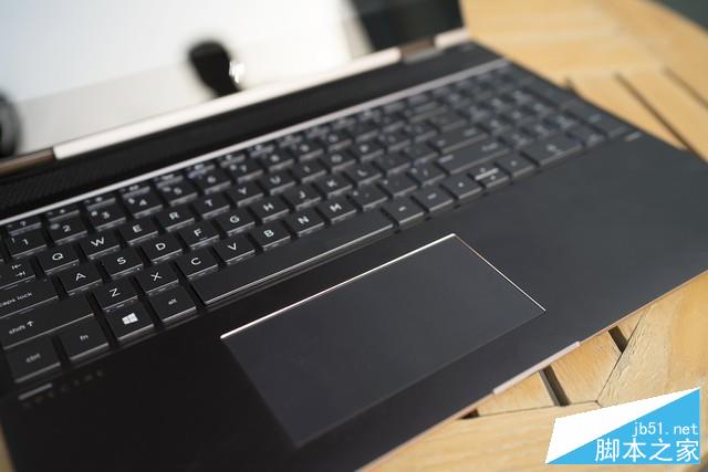 优雅的创作者助手 惠普Spectre x360 15评测