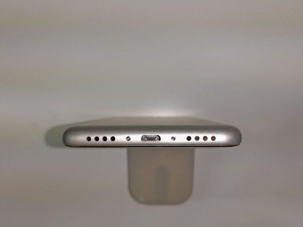 魅蓝3s现场真机上手图   魅蓝3s现场真机体验