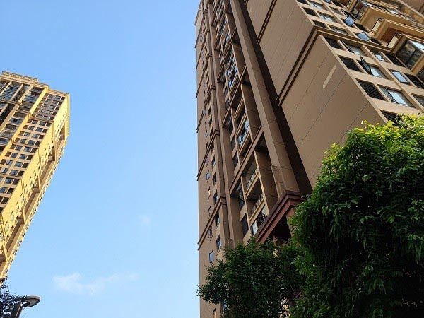 惊艳手感,出彩设计:三星S20+上手体验