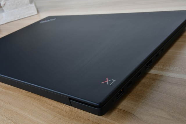 黑衣隐士还是极限武士?ThinkPad X1隐士评测