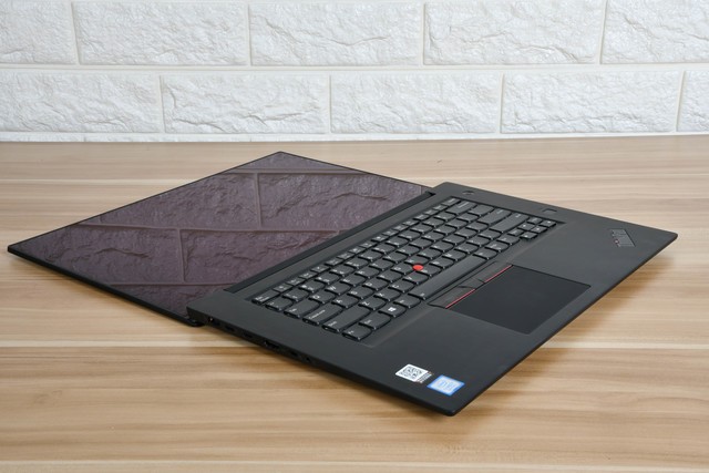 隐士还是猛士?ThinkPad X1隐士为设计师而来