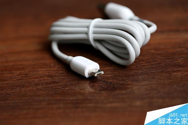 1993元！TCL 750正式发布：主打文艺气质