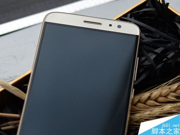 华为麦芒5高清图赏 全金属大屏手机