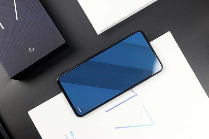 迟来的精品,魅族17上手评测:怎一个香字了得?
