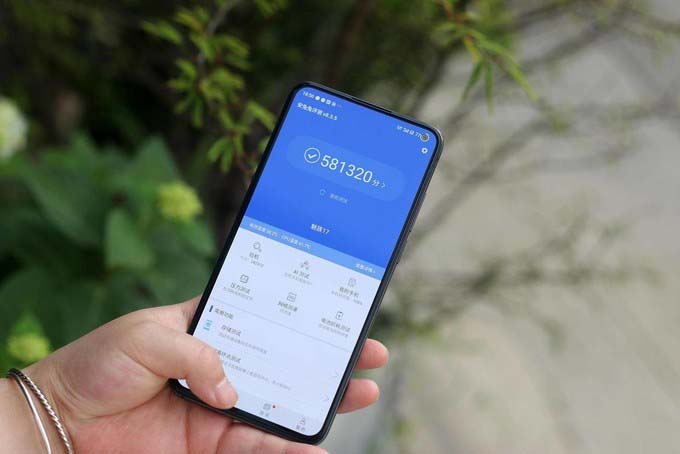 迟来的精品,魅族17上手评测:怎一个香字了得?