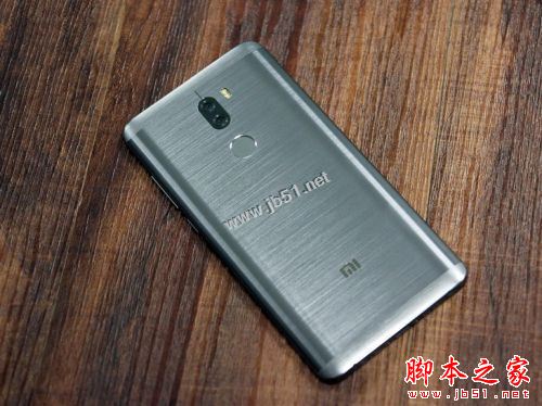 小米5s和小米5s Plus哪个性价比高？小米5s/5s Plus详细对比小米5大不同