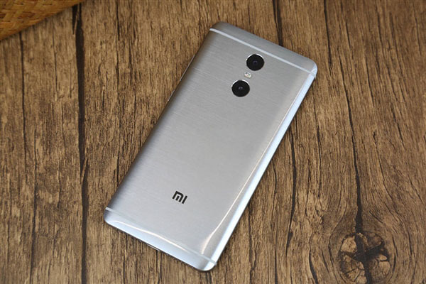 红米Pro怎么装卡 红米Pro sim卡安装图文教程