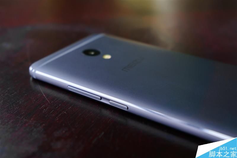 1299元！魅蓝E开箱上手体验：超越Note 3