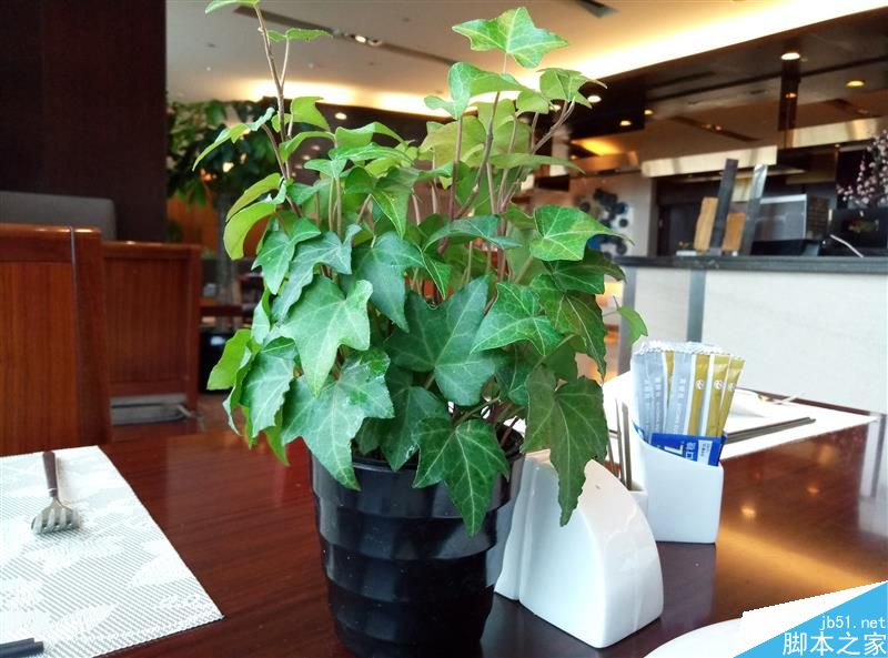 1299元！魅蓝E开箱上手体验：超越Note 3