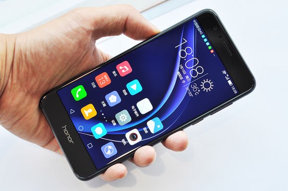 荣耀8幻夜黑好看吗？荣耀8幻夜黑图赏