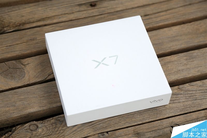 自拍残暴!最火国产智能机vivo X7深度评测:2498元