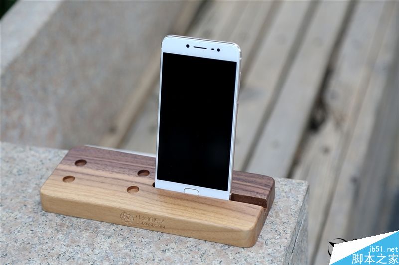 自拍残暴!最火国产智能机vivo X7深度评测:2498元