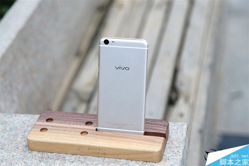 自拍残暴!最火国产智能机vivo X7深度评测:2498元