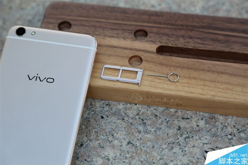自拍残暴!最火国产智能机vivo X7深度评测:2498元