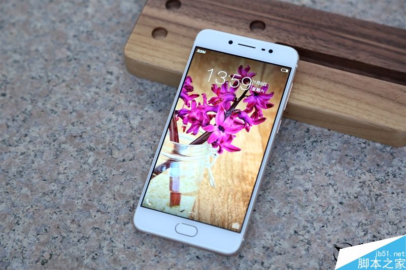 自拍残暴!最火国产智能机vivo X7深度评测:2498元