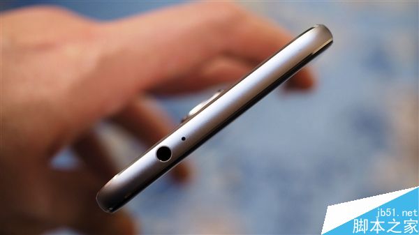 华为Nova手机高清图赏 女生会喜欢吗？