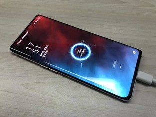 65W闪充视频防抖神器：OPPO Reno4 Pro全面评测 