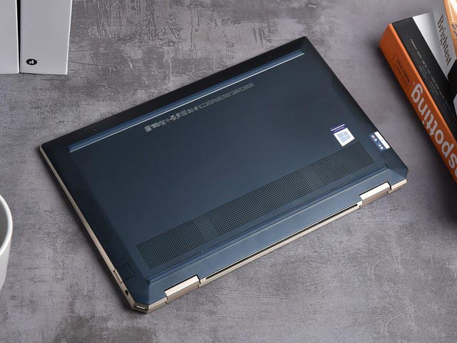 下代轻薄本就该是这样!惠普Spectre x360变形本评测