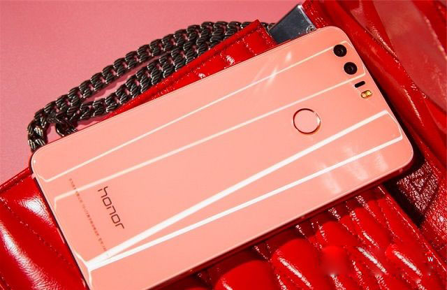 荣耀8樱语粉什么时候上市 荣耀8樱语粉图赏