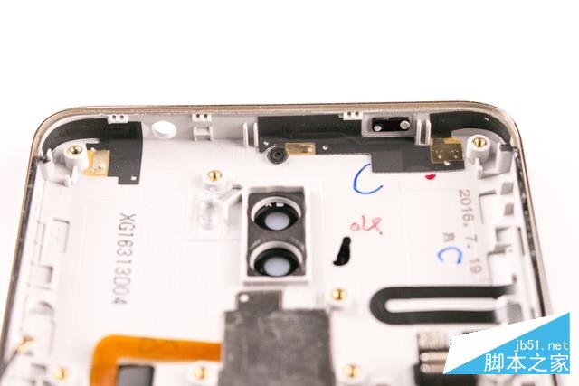 骁龙652配超大电池 酷派cool1拆解图赏