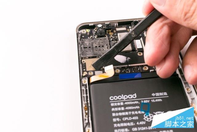 骁龙652配超大电池 酷派cool1拆解图赏