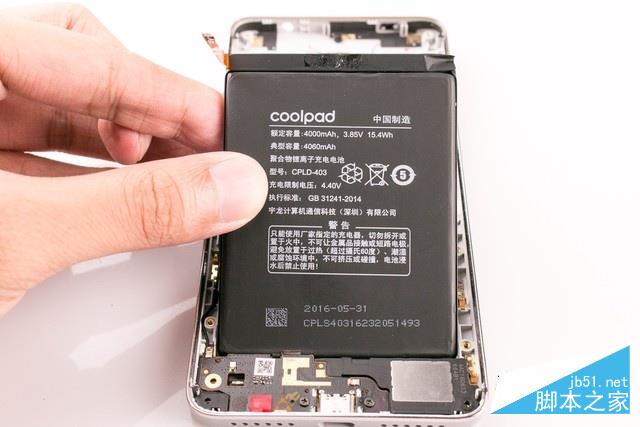 骁龙652配超大电池 酷派cool1拆解图赏