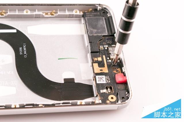 骁龙652配超大电池 酷派cool1拆解图赏