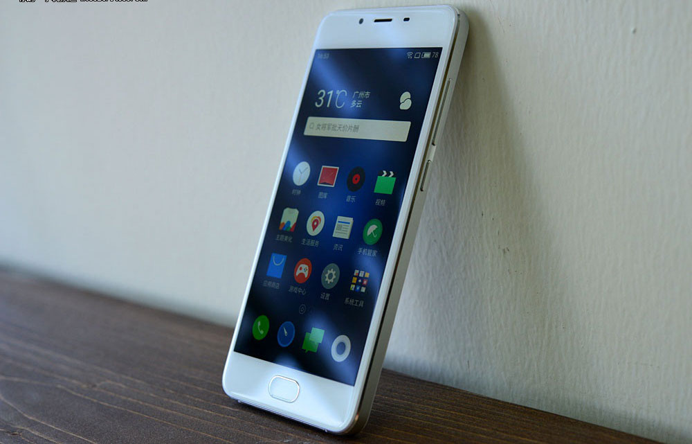 5寸双面玻璃屏幕 魅蓝U10开箱图赏(5/12)