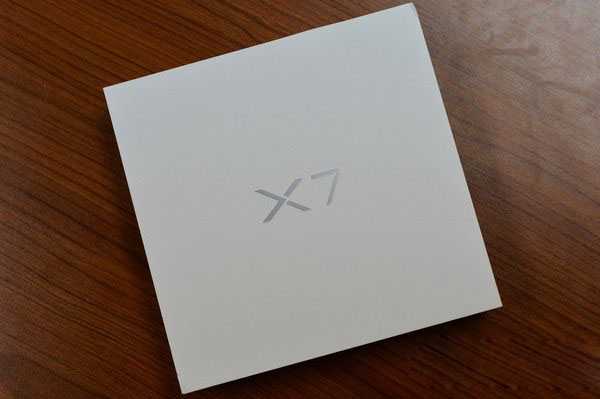 特别晶莹的质感 vivo X7曜石黑开箱图赏