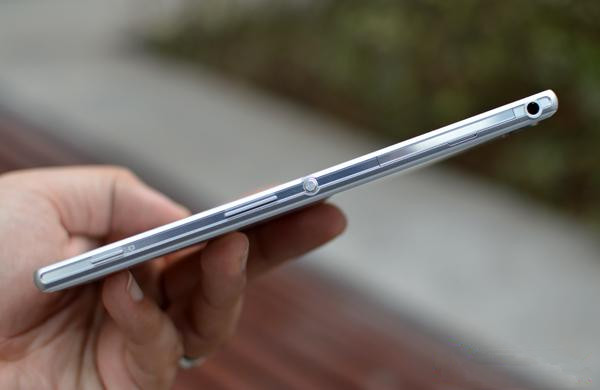 索尼Xperia T2评测:缩水版ZU 价格更便宜