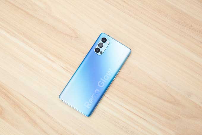 OPPO Reno4 Pro 5G手机上手体验，轻薄小巧设计吸睛