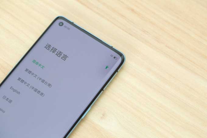 OPPO Reno4 Pro 5G手机上手体验，轻薄小巧设计吸睛