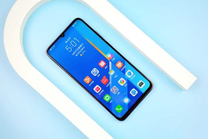 不吹不黑快速评价荣耀X10 Max：你想知道的优缺点，都在这了