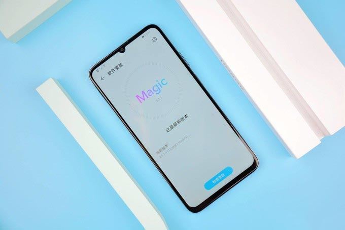 不吹不黑快速评价荣耀X10 Max：你想知道的优缺点，都在这了