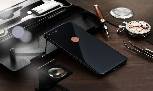 坚果Pro2和360手机N5S哪个好？360 N5S和坚果Pro2配置外观拍照性能对比深度评测
