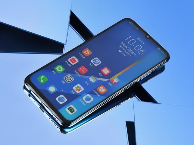 5G+大屏幕 荣耀X10 Max就是个追剧利器