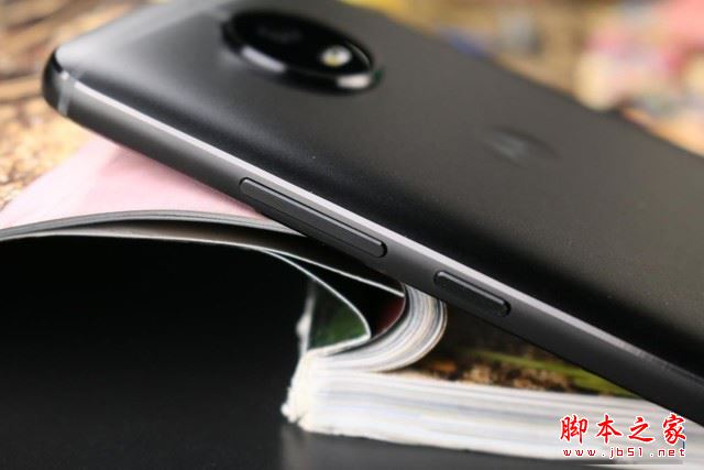 moto青柚值得买吗?摩托罗拉moto青柚手机优缺点全面评测图解