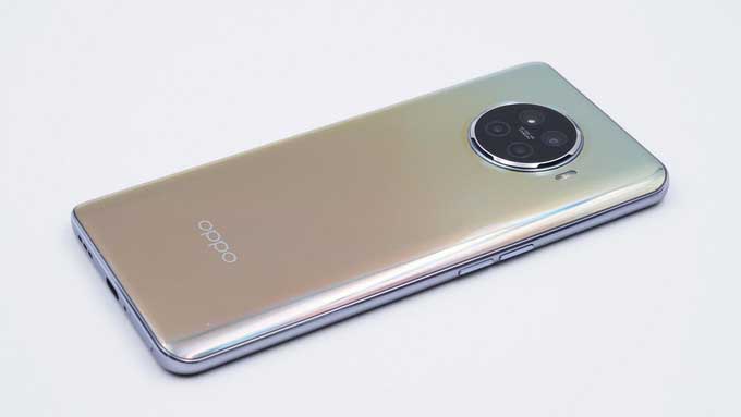 拆解报告:OPPO Ace2手机内置10W反向无线充电器
