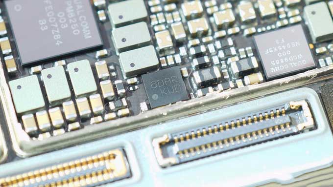 拆解报告:OPPO Ace2手机内置10W反向无线充电器