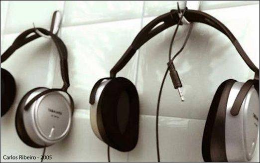 3ds Max制作悬挂在浴室内耳机的教程_脚本之家jb51.net整理