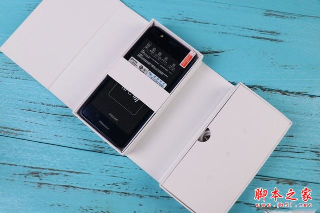 海信A2 Pro怎么样?海信双屏A2 Pro配置/性能/系统/外观评测图解