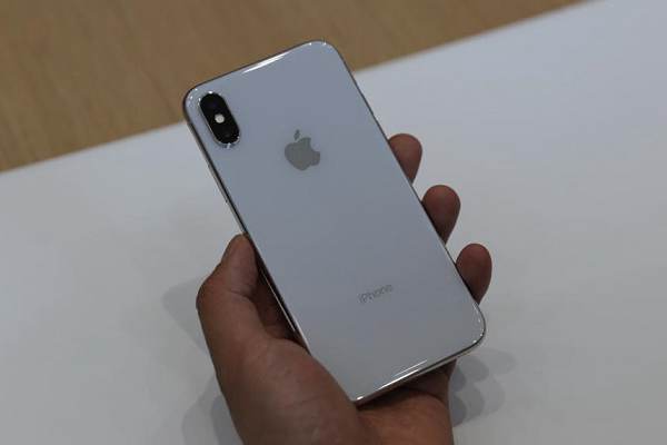 iPhone8和iPhoneX哪个值得买？iPhoneX与iPhone8/iPhone8Plus区别对比评测