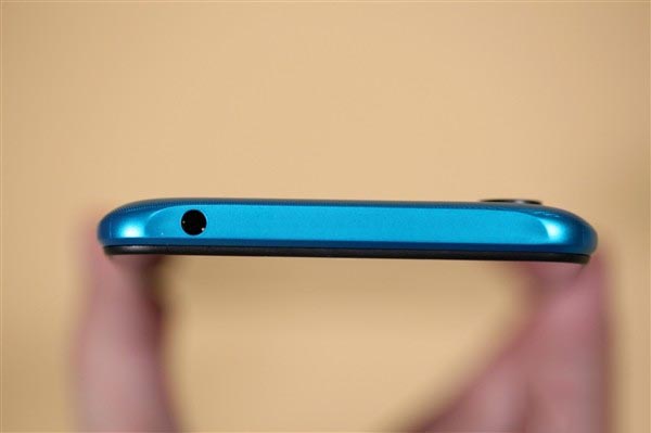 Redmi 红米9A正式发布 599元售价有5000mAh电池