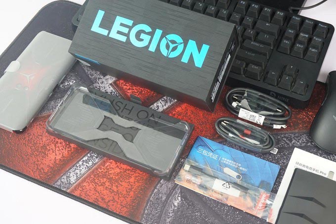 专为电竞玩家而生： 拯救者电竞手机深度测评