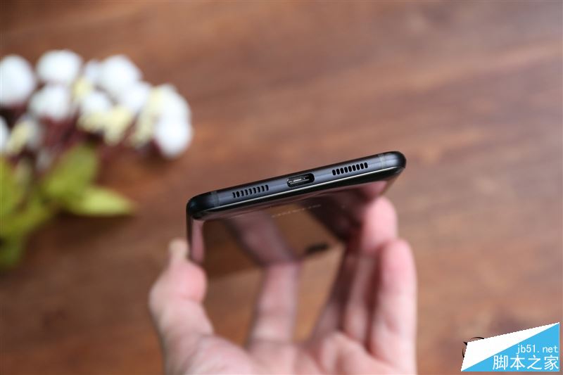 夏普AQUOS S2值得买吗?夏普AQUOS S2全屏手机优缺点全面深度评测
