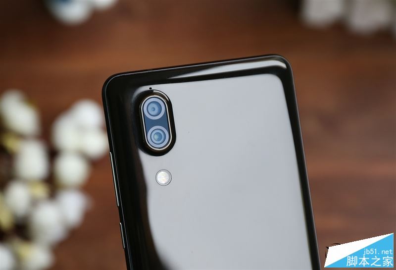 夏普AQUOS S2值得买吗?夏普AQUOS S2全屏手机优缺点全面深度评测