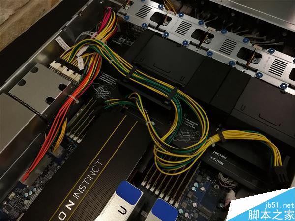 32核完美归来!AMD EPYC服务器正式发布:性价比可怕