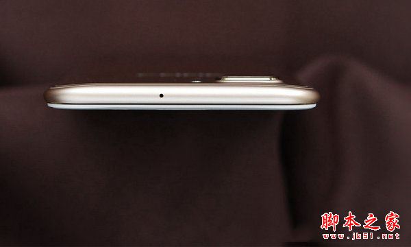 一加5和OPPO R11外观有什么区别?颜值对比