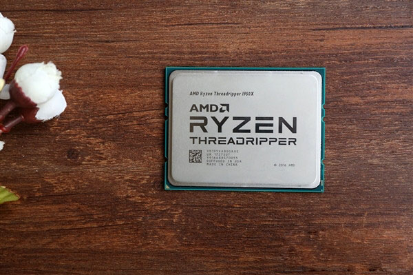 AMD Ryzen ThreadRipper 1950X配什么显卡和主板好?